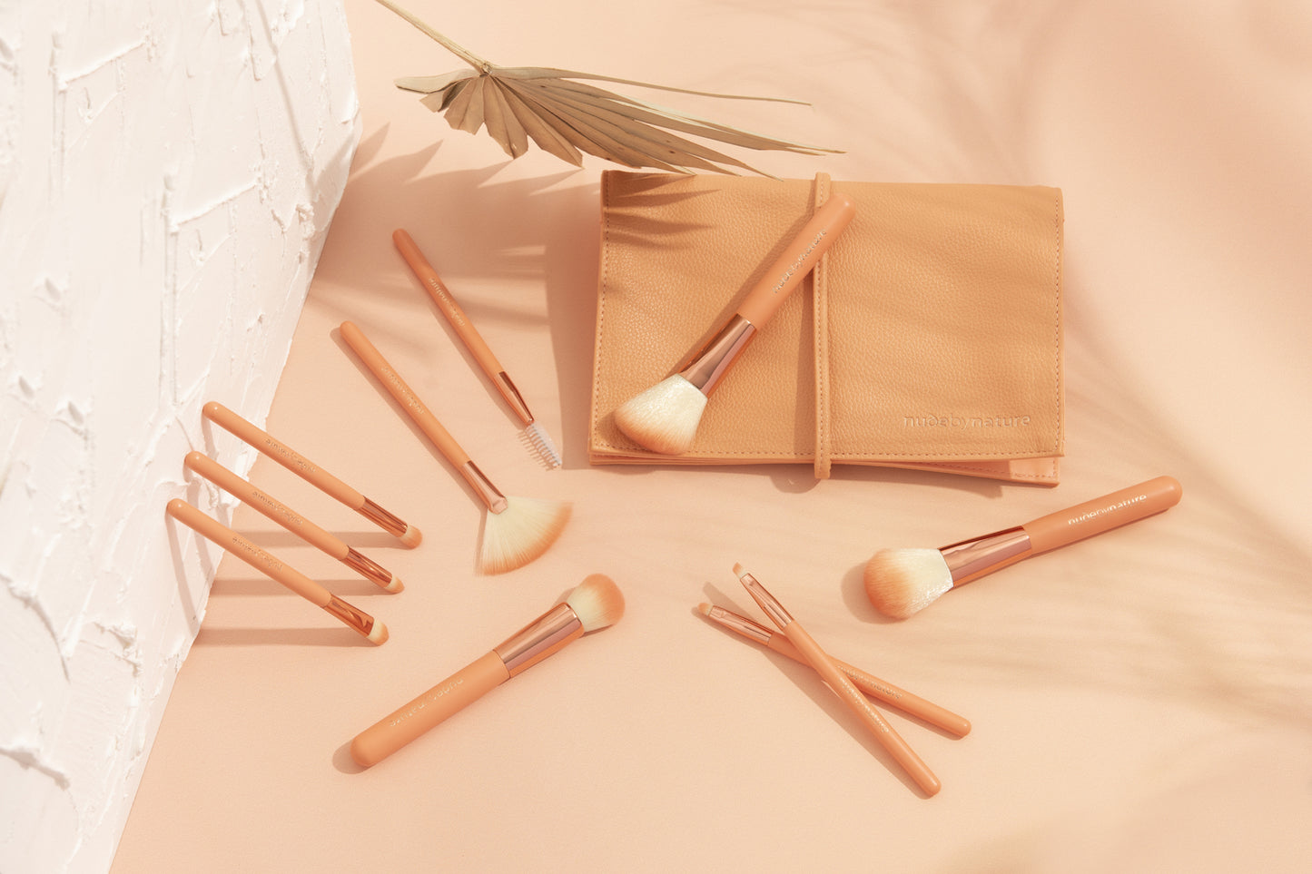 Nude by Nature Natural Beauty 10 Piece Brush Set - Peach