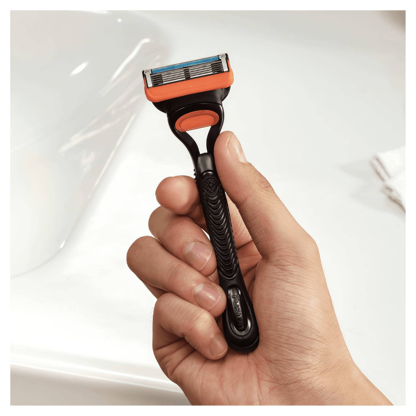 Gillette Fusion5 Razor Handle + 2 Refill Blades