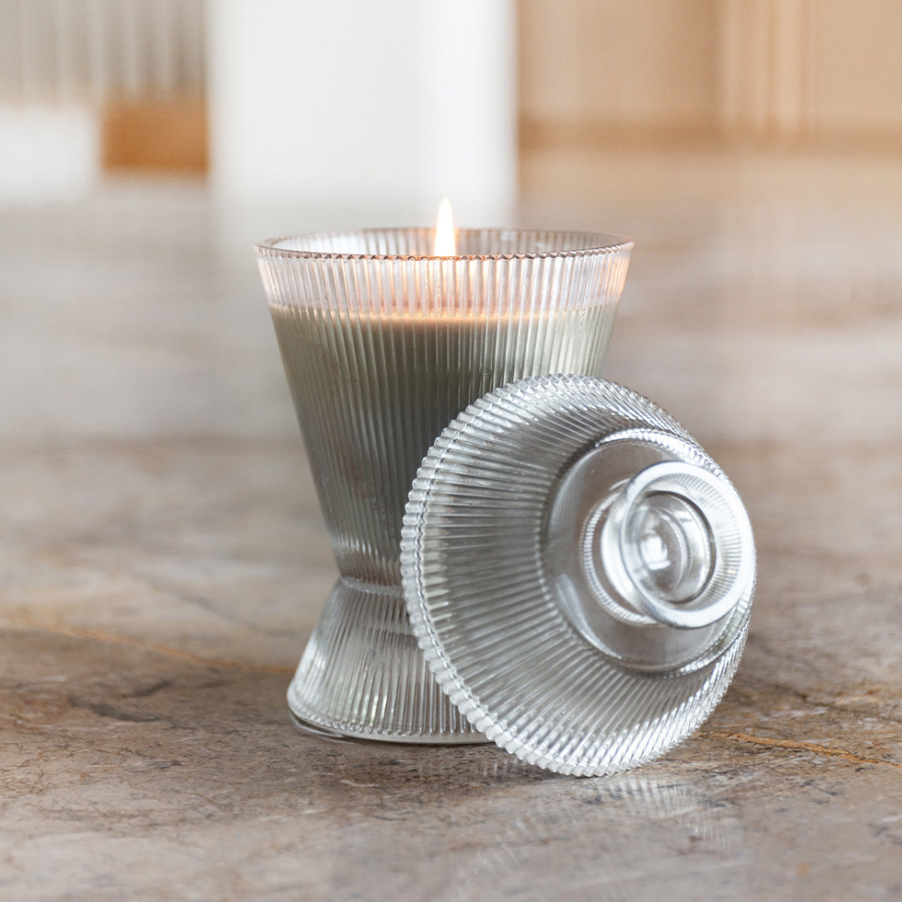 The Aromatherapy Co. Maison Candle 250g - Citrus & Vetiver Woods
